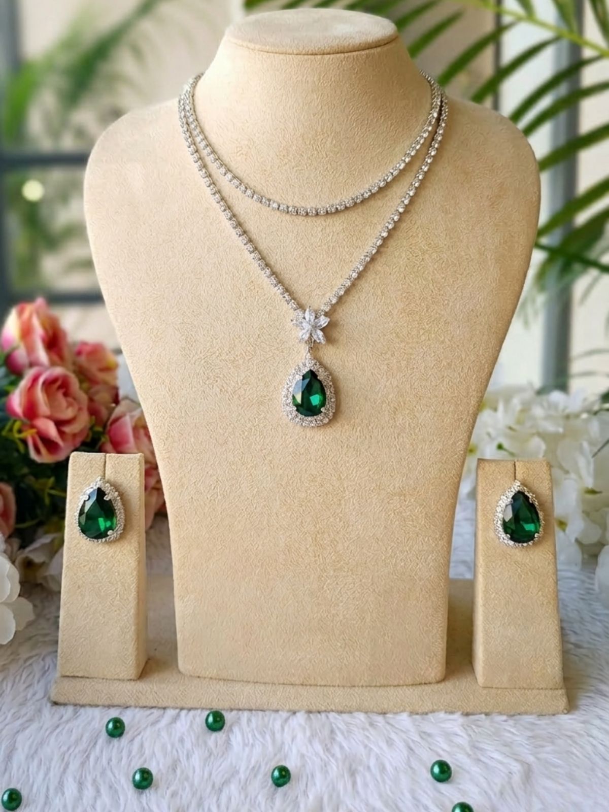 Green Emrald Earrings and Necklace Set