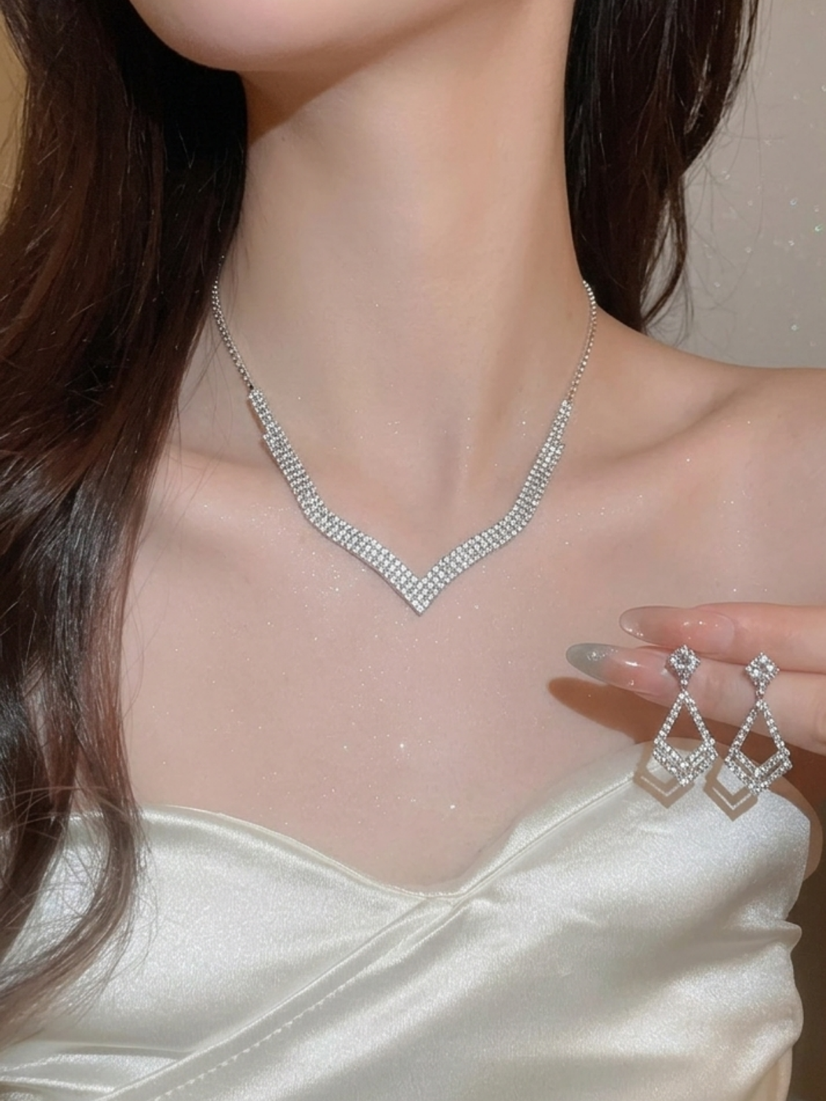 V-Shaped Minimal Crystal Studded Necklace and Drop Earring Set For Girls and Women