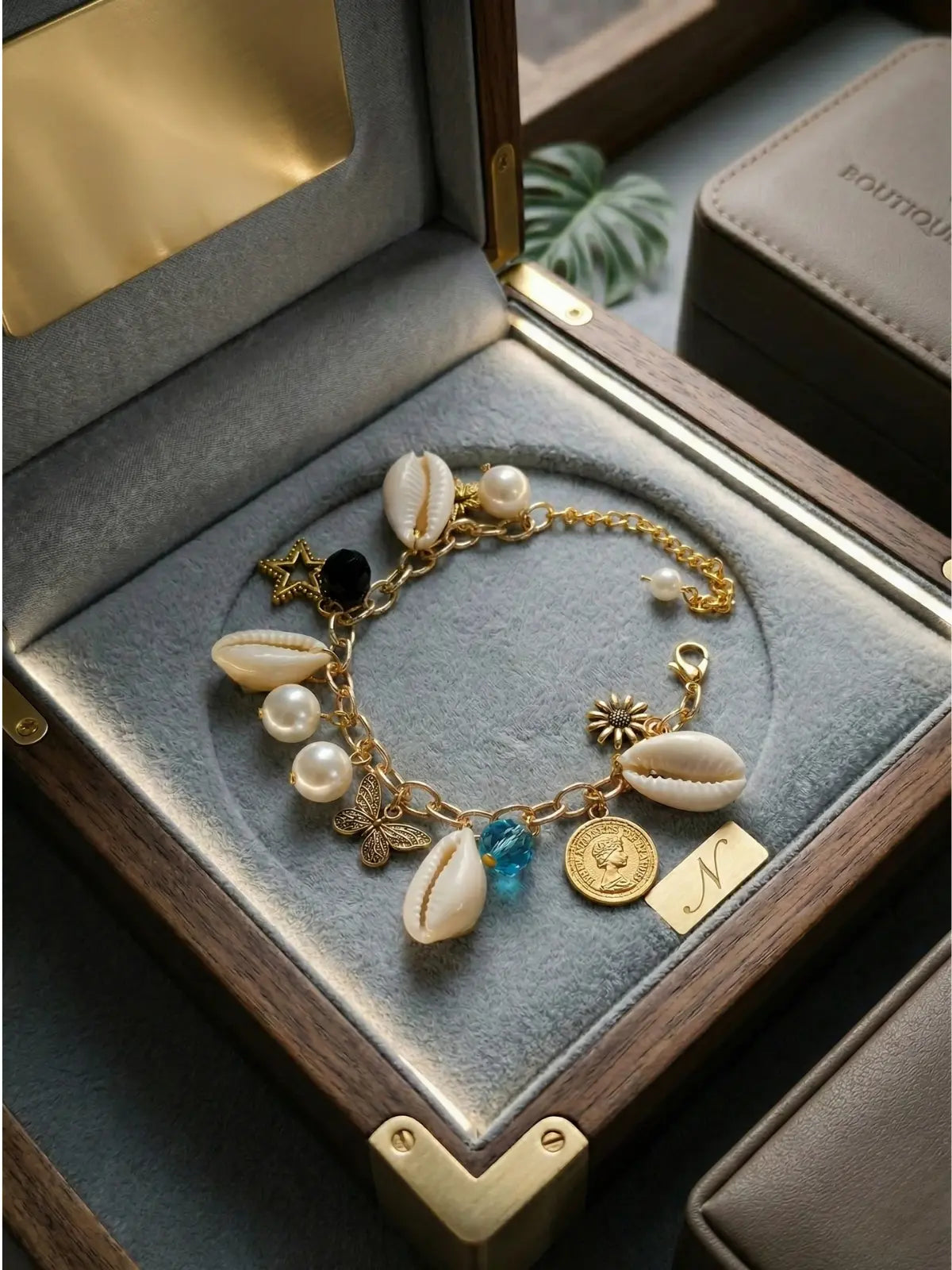 Elizabeth Grace Bracelet Pearl Haathphool Bracelet